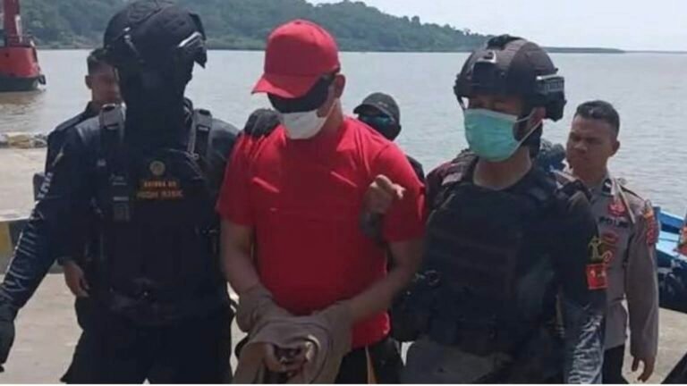 Napi Korupsi Kedapatan Nongkrong di Warkop Dipindah ke Nusakambangan, Karutan Hanya Diberi Sanksi Penonaktifan Sementara