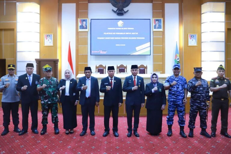 Gubernur Sultra Lantik Pj Sekda, Fokus Perkuat Pelayanan Publik