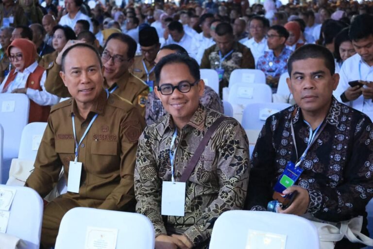 OPINI: Melihat Jauh ke Dalam Diri, 5 Pesan Kehidupan dari Gubernur Sultra