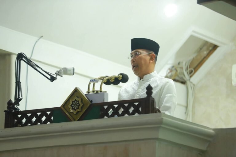 Gubernur Ajak Warga Perkuat Kepedulian Sosial di Momentum Iduladha