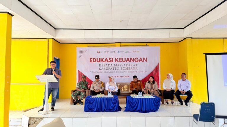OJK Sultra Edukasi Warga Bombana dan Konut Hindari Investasi Ilegal