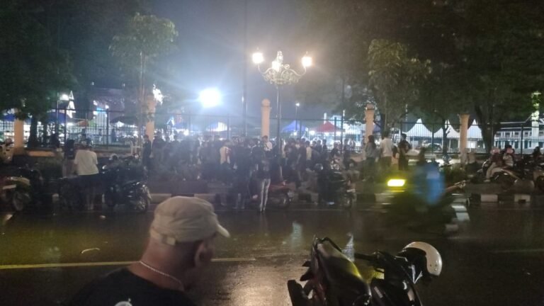 Pedagang Eks MTQ Kendari Keluhkan OTK Diduga Intimidasi Lapak