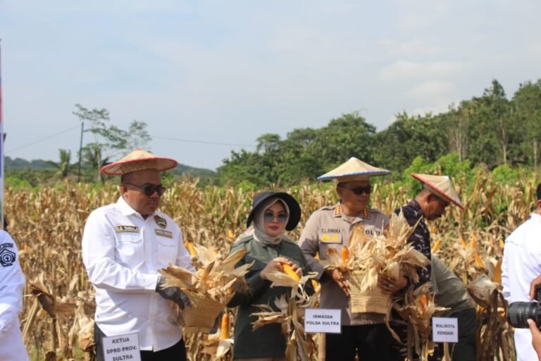 Pemprov Apresiasi Panen Raya Jagung Polda Sultra