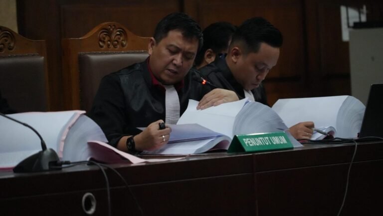 JPU Tuntut 18 Tahun Penjara Nadiem di Kasus Chromebook Kemendikbud