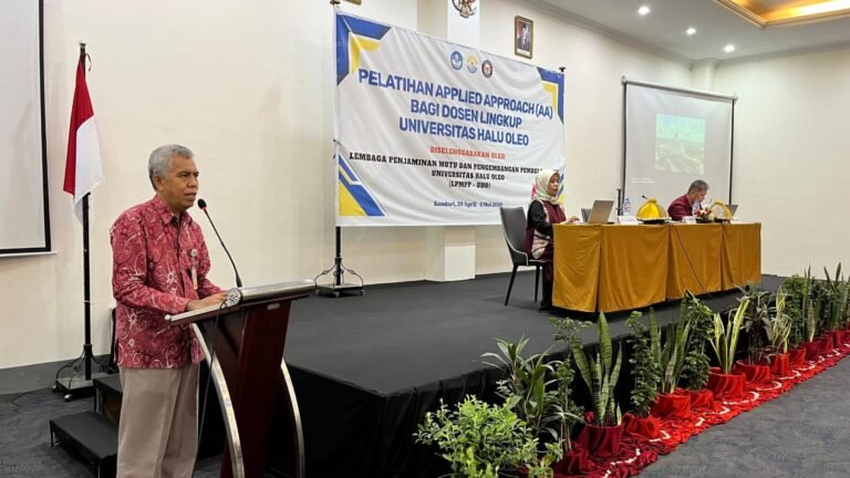 UHO Gelar Pelatihan Applied Approach Tingkatkan Kompetensi Dosen
