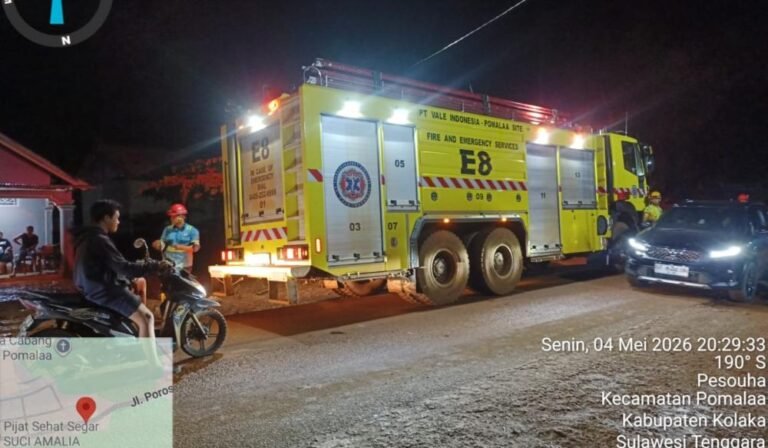 PT Vale Salurkan Bantuan Korban Banjir dan Angin Kencang Pomalaa