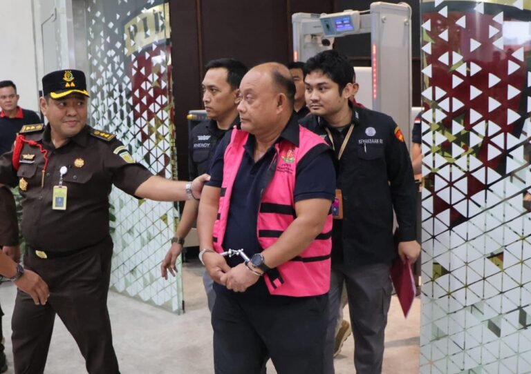 Kejagung Tetapkan Tiga Tersangka Korupsi Program Makan Bergizi Gratis