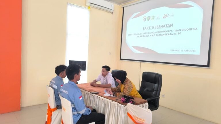 RS Bhayangkara Kendari Gelar Pemeriksaan Kesehatan Gratis Karyawan PT Tiran