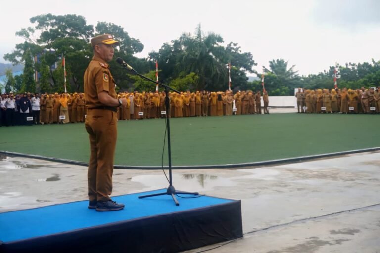 Sekda Kendari Perintahkan Penertiban Bangunan Liar dan Disiplinkan ASN