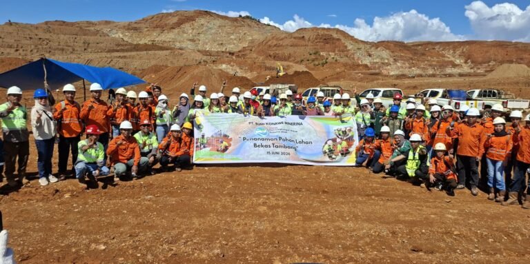 PT BKM Tanam 230 Pohon, Perkuat Komitmen Jaga Lingkungan di Konut