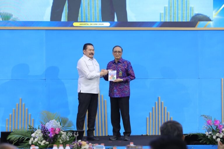 Jaksa Agung Evaluasi Enam Bulan Implementasi KUHP dan KUHAP Baru