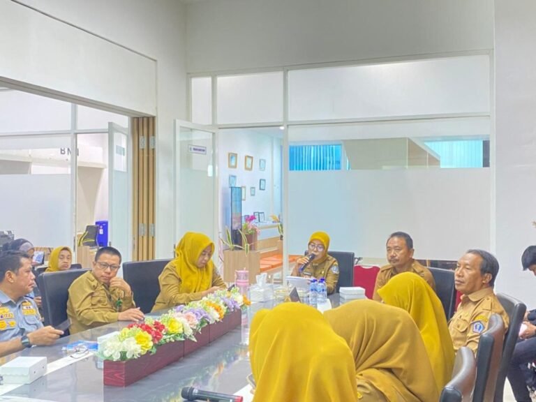 Pemkot Kendari Bahas Pengembangan Anjungan Tambat Labuh dan Kendari Beach