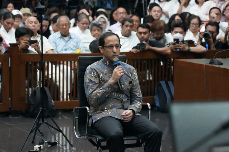 Majelis Hakim Vonis Nadiem Makarim 10 Tahun Penjara
