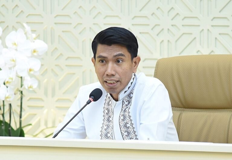 Bahtra Salurkan Beasiswa PIP untuk Ribuan Pelajar Sulawesi Tenggara
