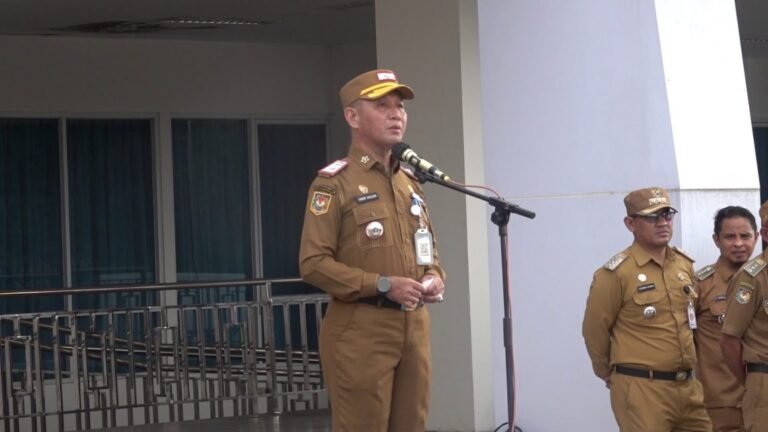 Sekda Kendari Tegaskan Disiplin ASN, Siap Tindak Pelanggar Aturan