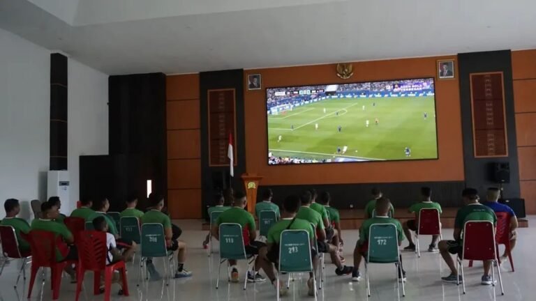 Korem 143 Halu Oleo Gelar Nobar Piala Dunia 2026 di Kendari