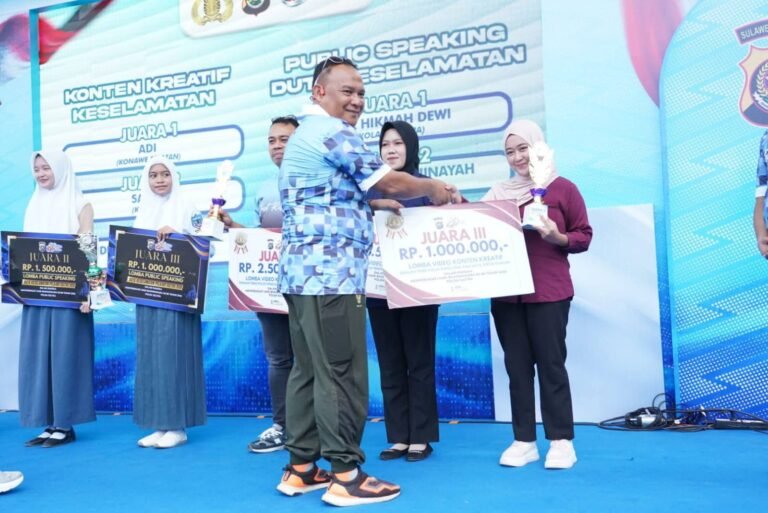 Danrem 143 Halu Oleo Hadiri Bhayangkara Run di Kendari