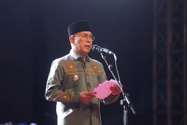 Gubernur Sultra Ajak Refleksi Pembangunan di HUT Ke-12 Buton Selatan