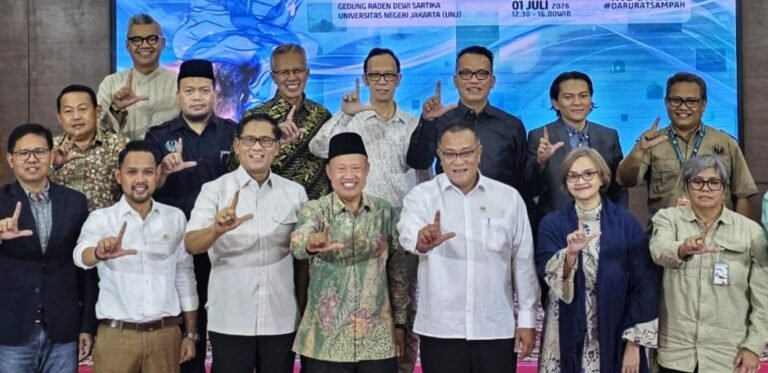 OPINI: Tobat Ekologis dari Kampus, Membaca Darurat Sampah Indonesia