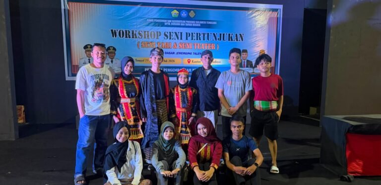 Teater Parabela Angkat Penegakan Hukum Adat di Sulawesi Tenggara