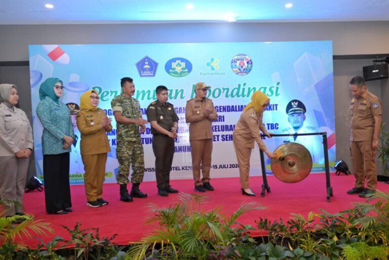 Pemkot Kendari Luncurkan Kelurahan Siaga TBC dan Paket SEHAT SPESIAL