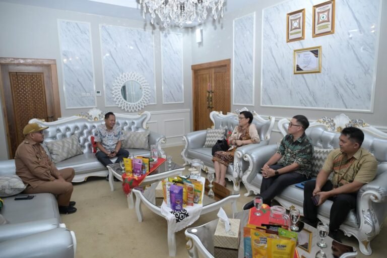 Pemkot Kendari Dukung Program Pengabdian Masyarakat Praja IPDN