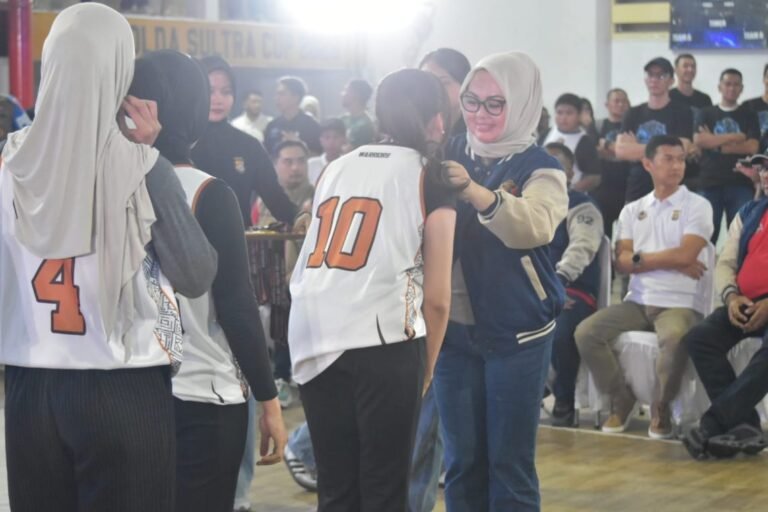 Wali Kota Kendari Hadiri Final Kapolda Sultra Cup 2026