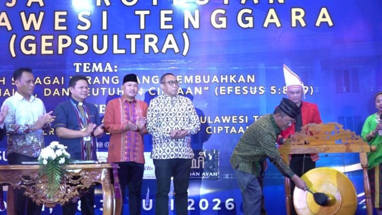 Wakil Wali Kota Kendari Hadiri Sidang Majelis Sinode XIX Gepsultra 2026