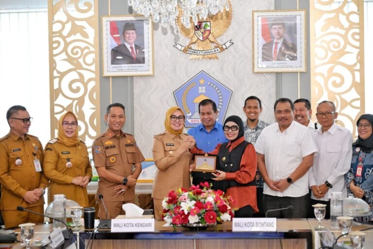 Pemkot Bontang Belajar Tata Kelola Pemerintahan di Kota Kendari