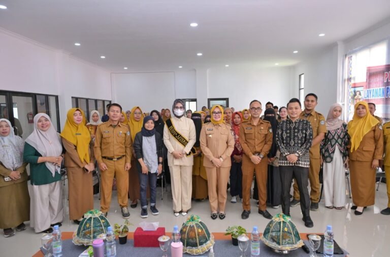 Siska Karina Imran Buka Bimtek Literasi Informasi untuk 150 Peserta