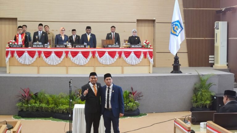 La Yuli Resmi Jadi Wakil Ketua DPRD Kendari Lewat PAW