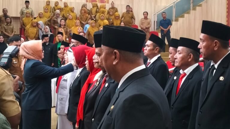 Siska Karina Imran Lantik 25 Pejabat Administrator Pemkot Kendari