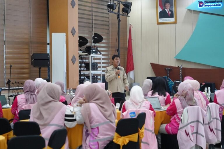 Srikandi PLN Cetak 100 Perempuan Tangguh Siaga Bencana