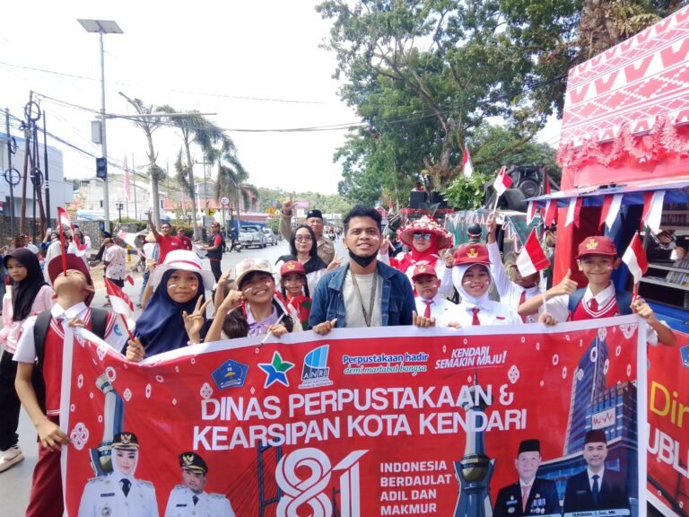Perpustakaan Kota Kendari Meriahkan Karnaval Juang HUT RI ke-81