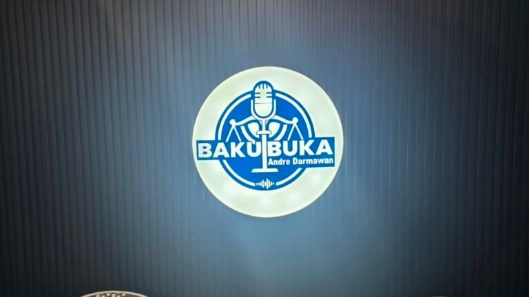 Andre Darmawan Hadirkan Podcast Baku Buka, Angkat Isu Publik dan Inspiratif